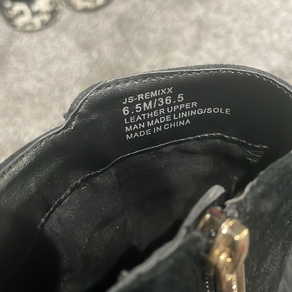 Booties - Picture 6 of 6